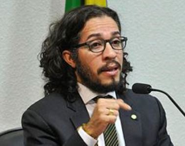 Jean Wyllys: "Foi uma vitória da sociedade" contra a barbárie homofóbica..