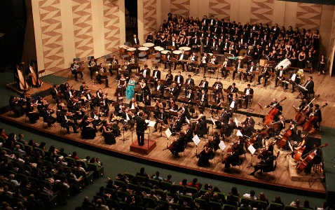 OSTNCS será regida pelo maestro Mathias Manasi e terá como solista a violinista Olga Pak 